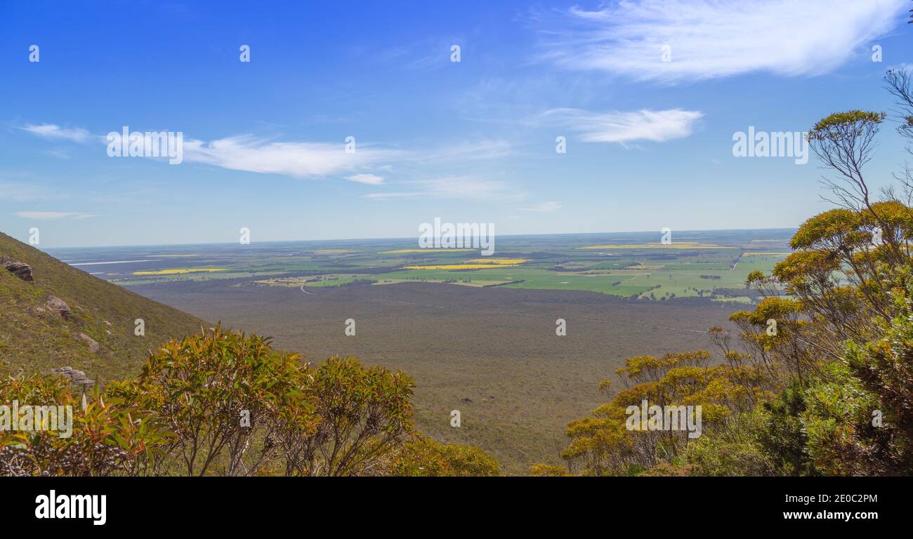 Blick in den Valley of the Sirtling Range Nationalpark in der Nähe von Albany in Western Australia vom Mt. Trio Stockfoto