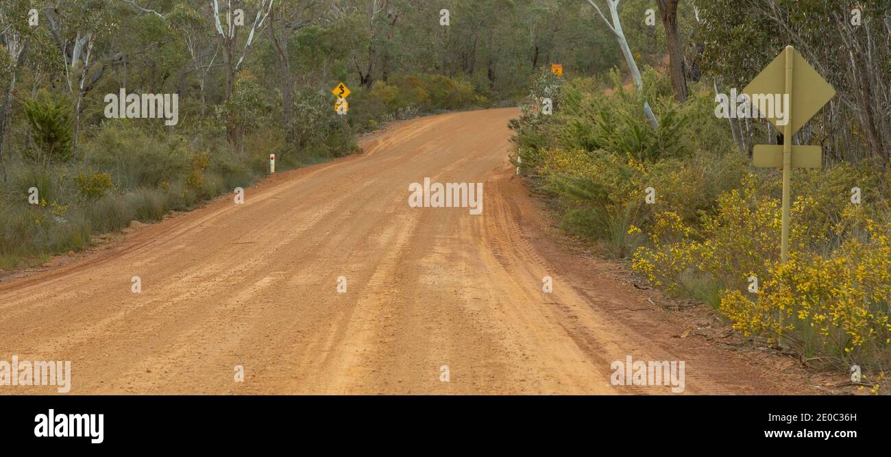 Auf der landschaftlich reizvollen Fahrt im Stirling Range Nationalpark Nord Von Albany in Westaustralien Stockfoto