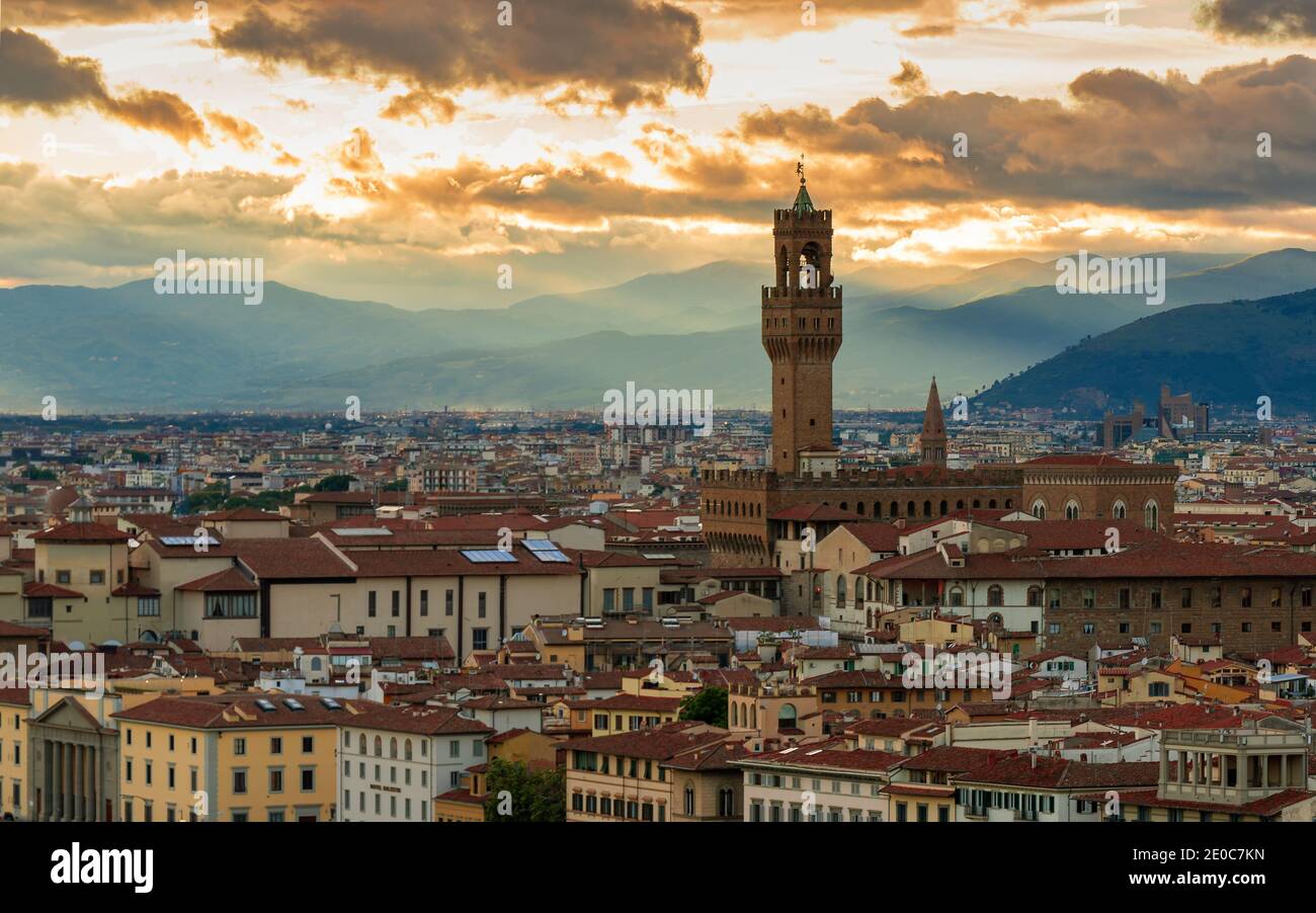 Europa, Italien, Florenz, Toskana. Flörence Stadtbild mit Kuppel. Atemberaubende mediterrane Stadt in der toskana, Italien. Stockfoto