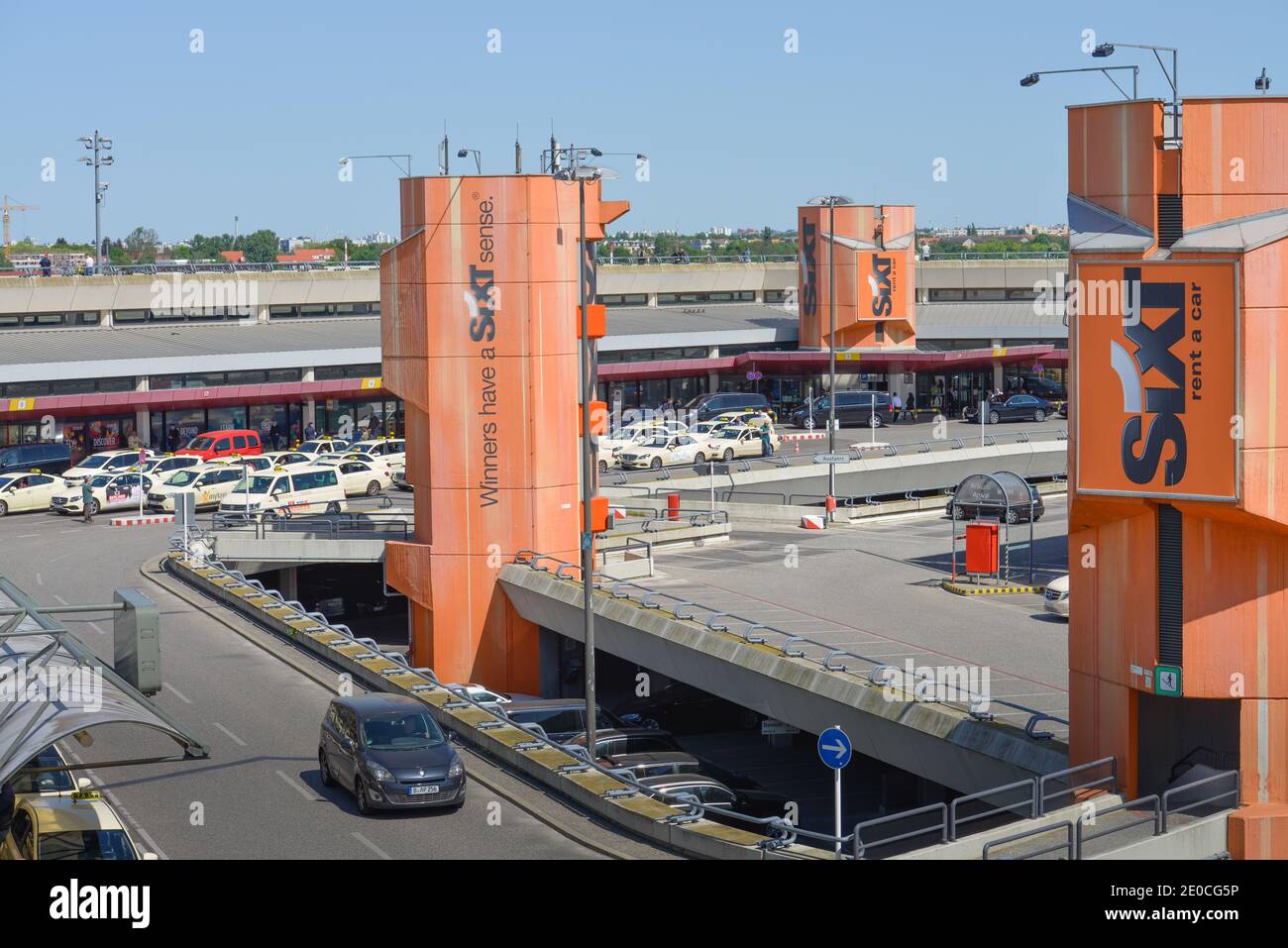 Zwischen Klemme A, Flughafen, Tegel, Reinickendorf, Berlin, Deutschland Stockfoto