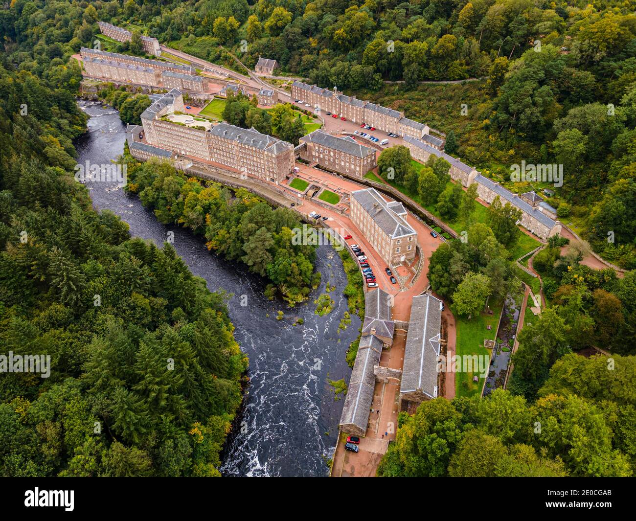 Luftaufnahme der Industriestadt New Lanark, UNESCO-Weltkulturerbe, Schottland, Vereinigtes Königreich, Europa Stockfoto