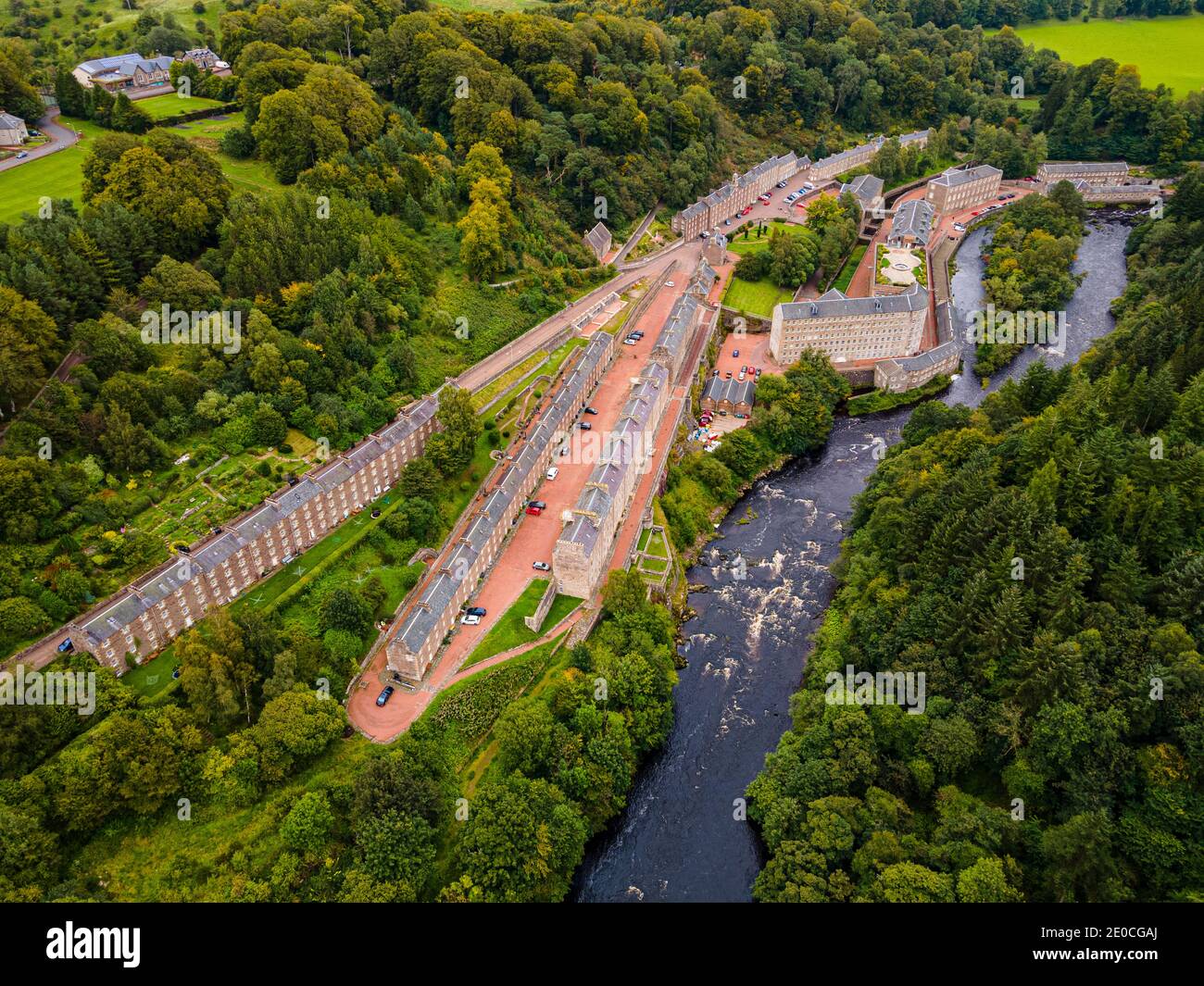 Luftaufnahme der Industriestadt New Lanark, UNESCO-Weltkulturerbe, Schottland, Vereinigtes Königreich, Europa Stockfoto