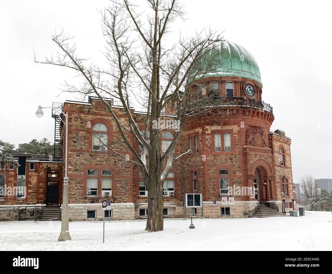 Ottawa Dominion Observatory ein Kulturdenkmal an einem Wintertag in Ottawa, Kanada Stockfoto