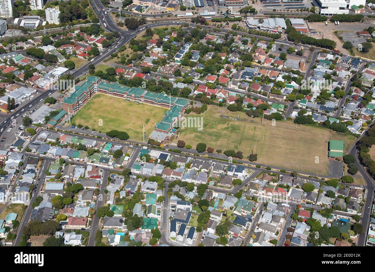 Kapstadt, Westkap, Südafrika - 12.22.2020: Luftaufnahme des Villagers Rugby Club Stockfoto