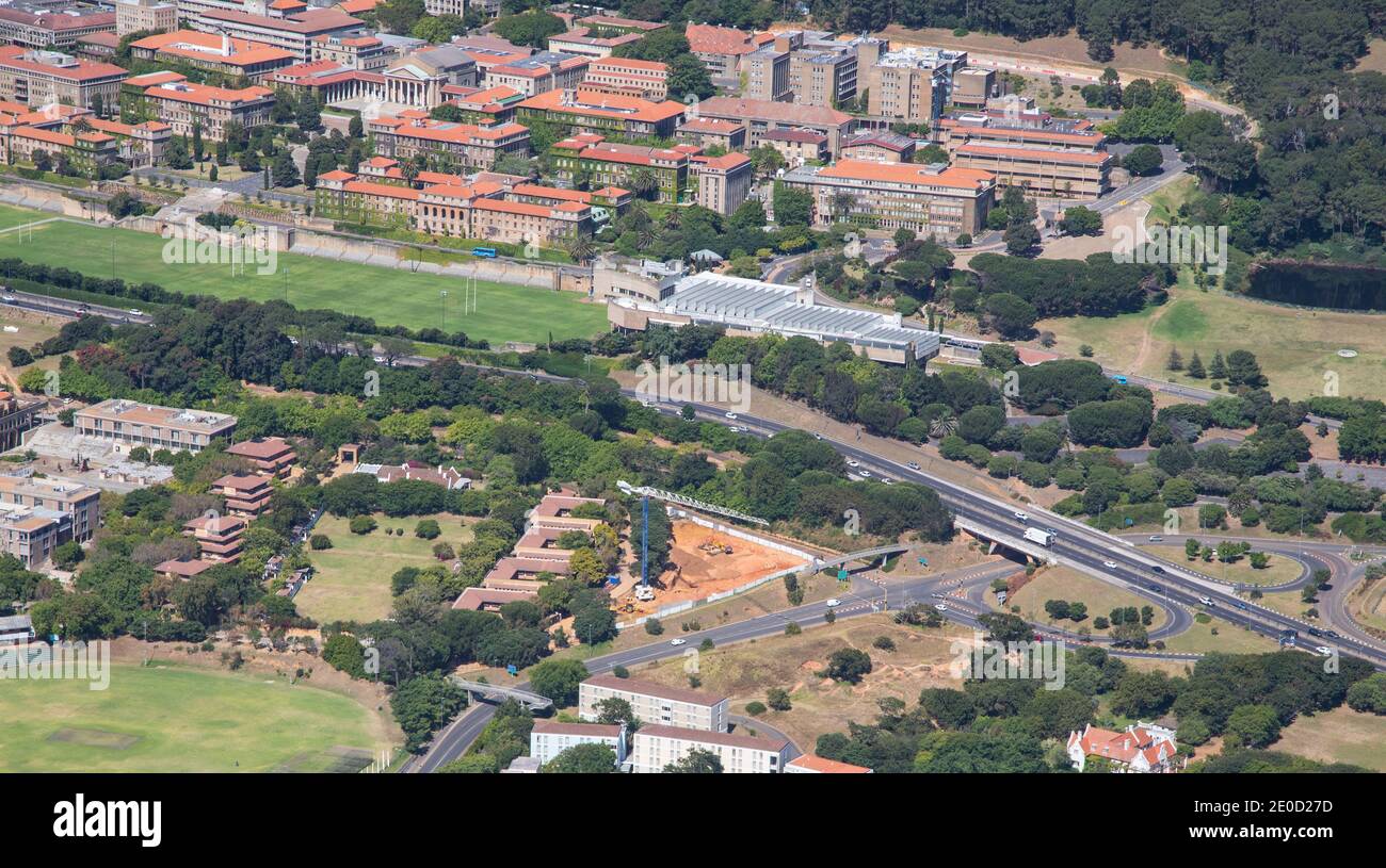 Kapstadt, Westkap, Südafrika - 12.22.2020: Luftaufnahme der Universität Kapstadt Stockfoto