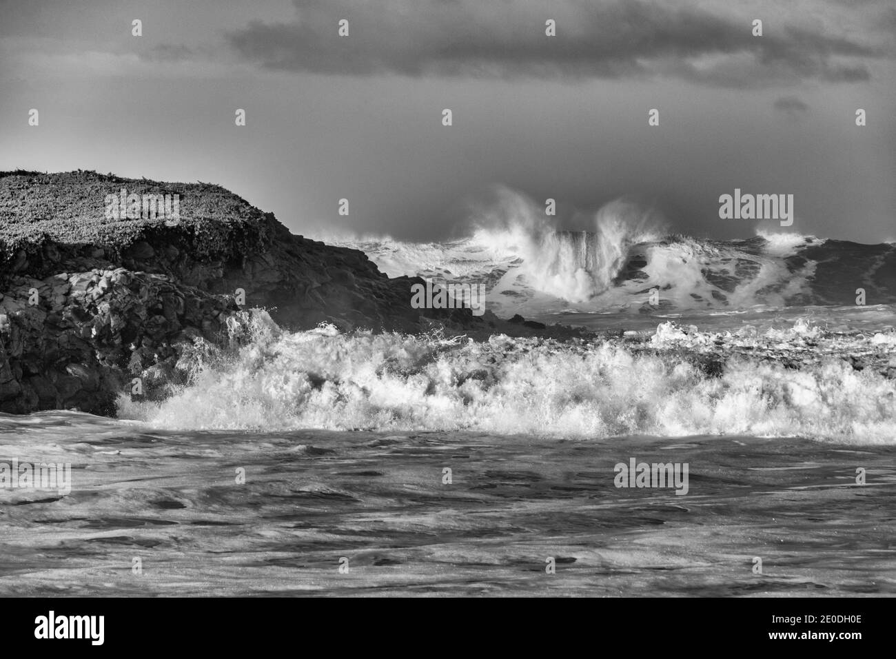 Kalifornien, San Mateo County, Bean Hollow State Beach, Surfen Stockfoto