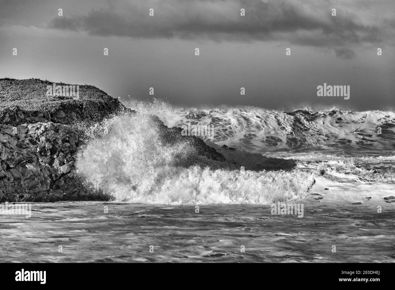 Kalifornien, San Mateo County, Bean Hollow State Beach, Surfen Stockfoto