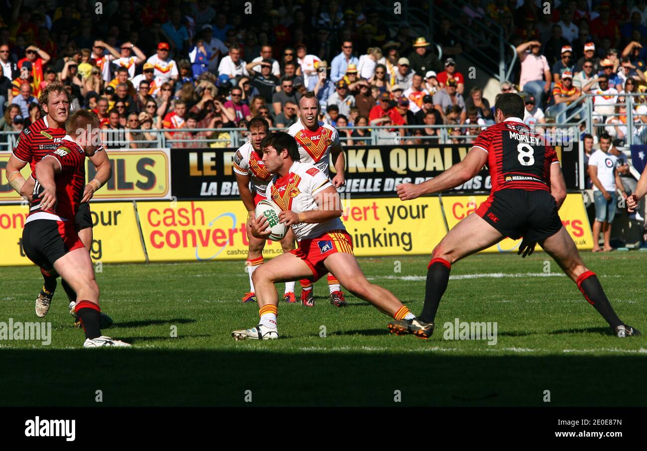 Jason Baitieri von Catalan Dragon beim RFL Stobart Superleague Rugby Spiel Catalan Dragons vs Warrington Wolves. Catalan Dragons gewann 44 - 16. Am 9. April 2012 im Gilbert Brutus Stadion in Perpignan, Frankreich. Foto von Michel Clementz/ABACAPRESS.COM Stockfoto