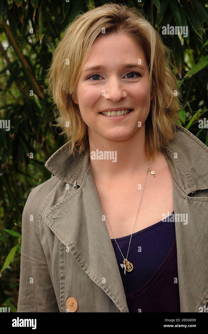 Natacha Regnier Teilnahme an den French Tennis Open 2012 in der Roland Garros Arena in Paris, Frankreich am 6. Juni 2012. Foto von Gorassini-Guibbaud/ABACAPRESS.COM Stockfoto