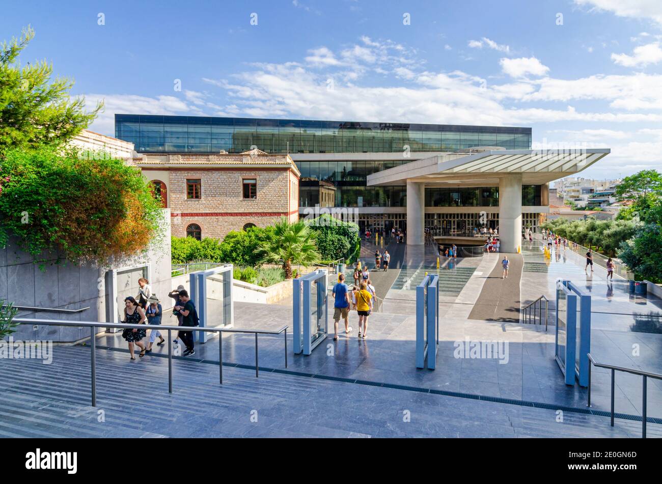 Akropolis Museum Fassade, Makrygianni, Athen, Griechenland Stockfoto