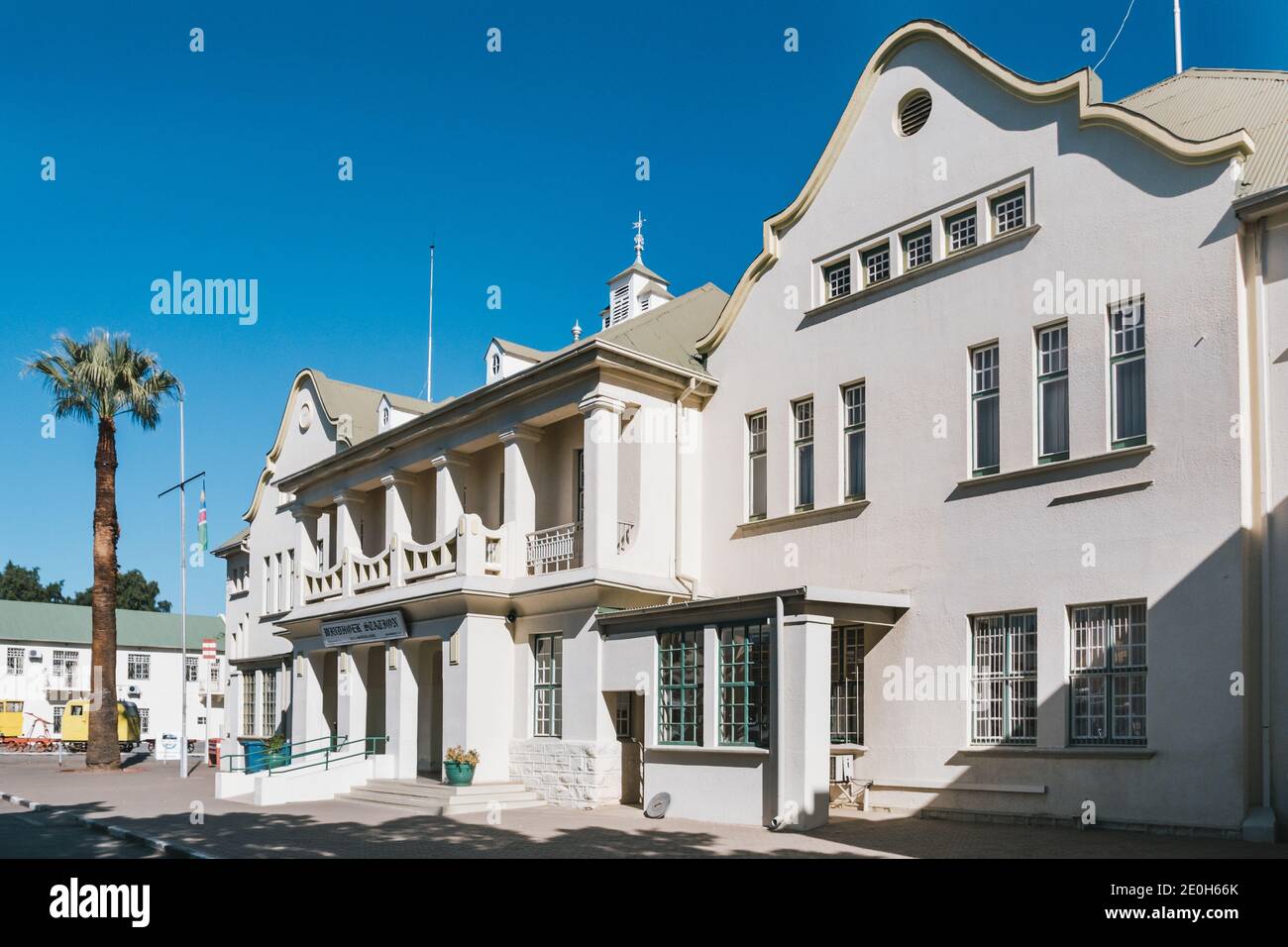 Windhoek, Namibia - Juli 22 2020: Windhoek Bahnhof, Historic Railway Terminal Building der Deutschen Kolonialmacht in Südwestafrika. Stockfoto