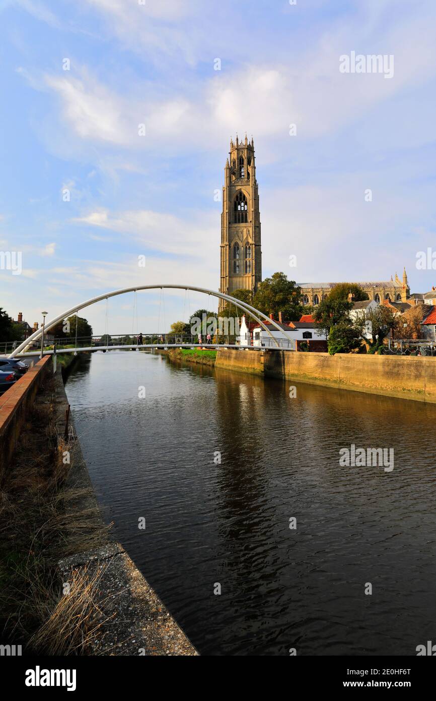 Herbstansicht der St. Botolphs Kirche, (Boston Stump), Fluss Witham, Boston Stadt, Lincolnshire County, England, Großbritannien Stockfoto