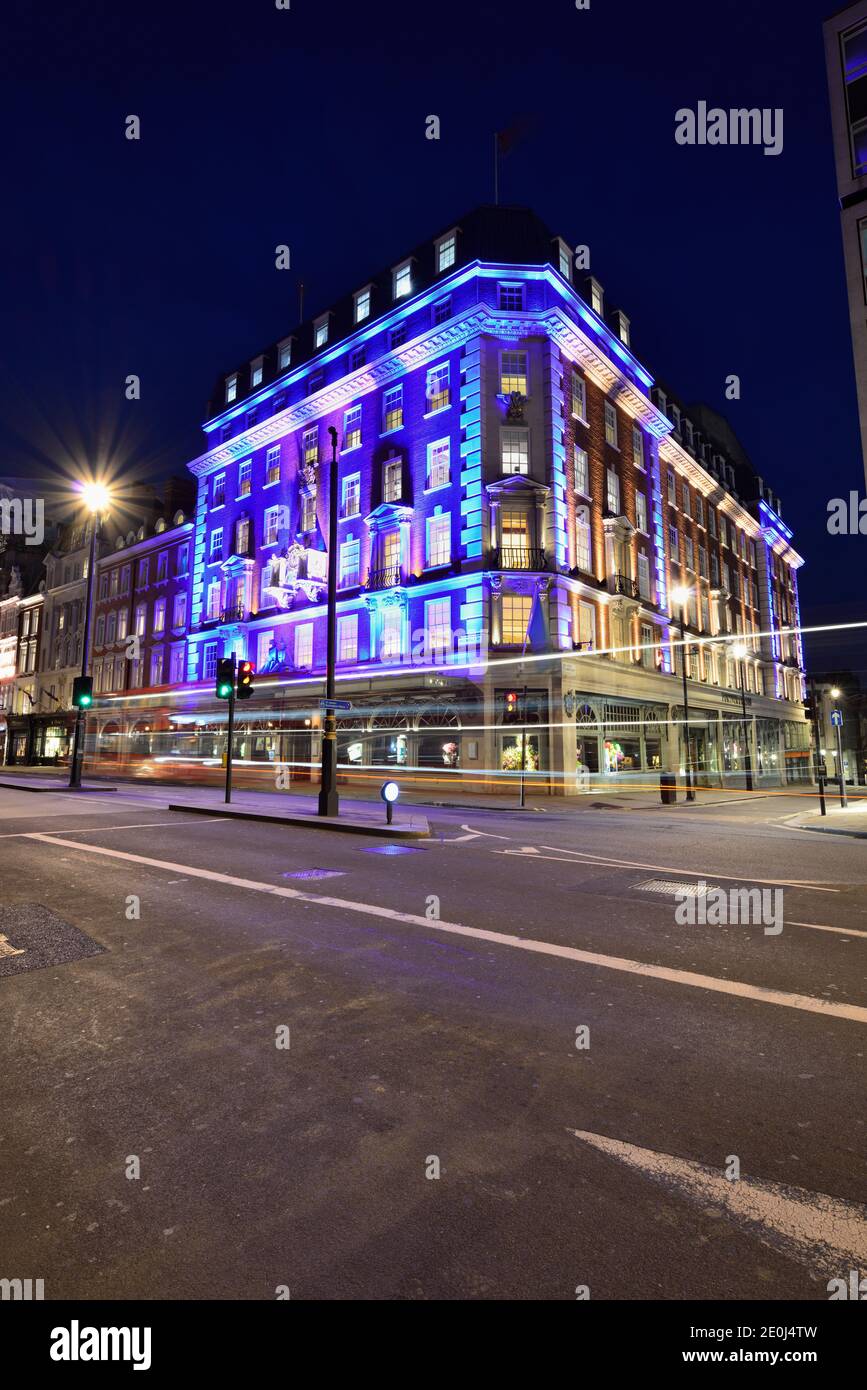 Evening Fortnum & Mason, Piccadilly, Westminster, London, Großbritannien Stockfoto Evening Fortnum & Mason, Piccadilly, Westminster, London, Großbritannien Stockfoto