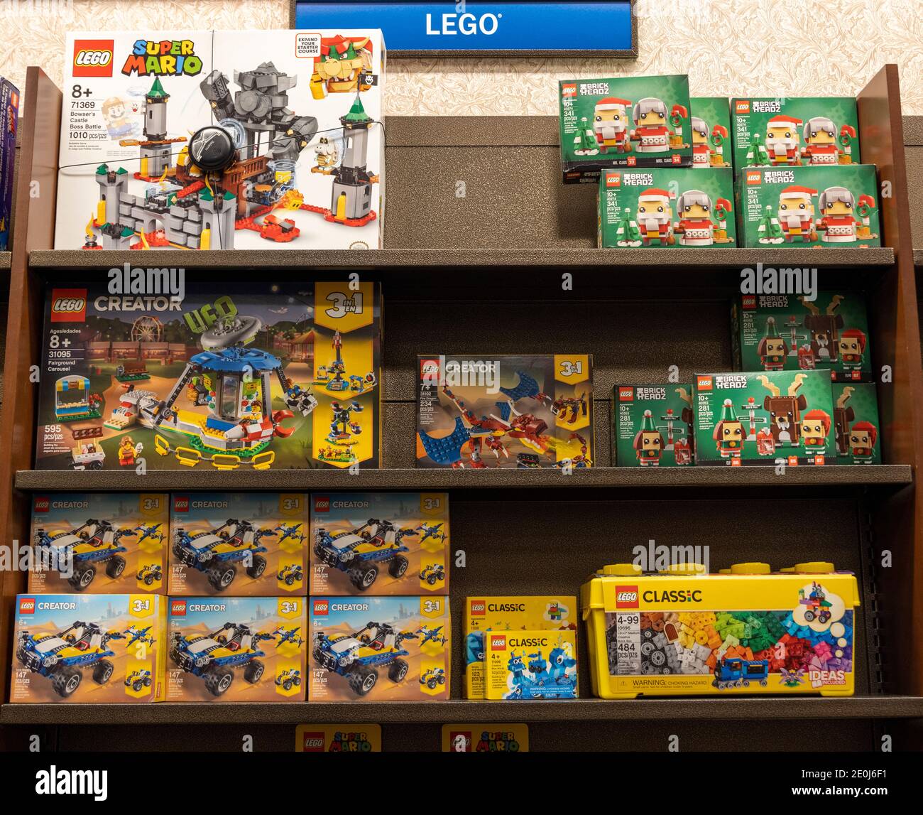 LEGO Sets im Verkauf, Barnes and Noble, USA Stockfoto