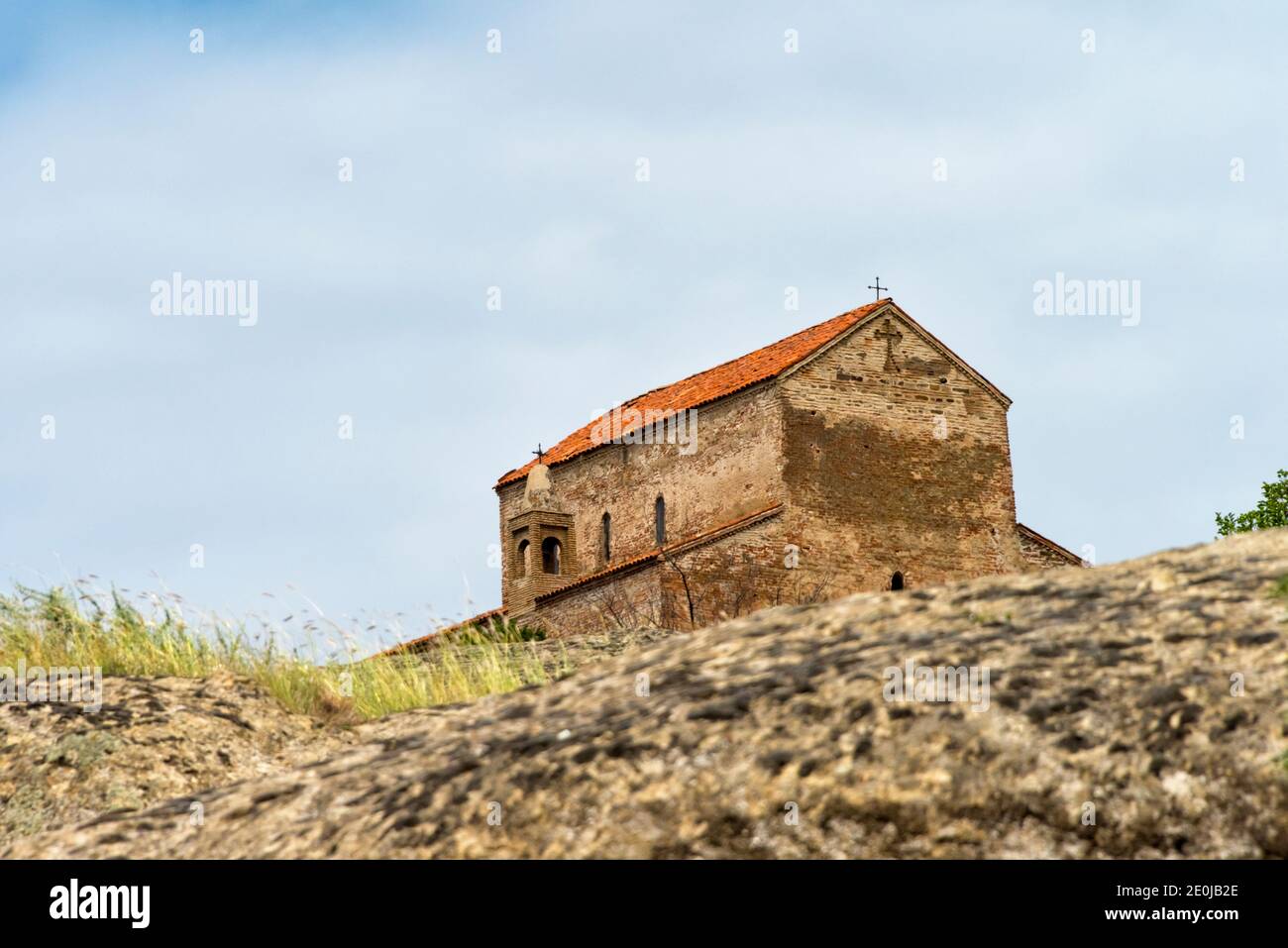 9./10. Jahrhundert Basilika in Uplistsikhe Höhlenkomplex, Denkmal der Felsarchitektur, Gori, Georgien Stockfoto