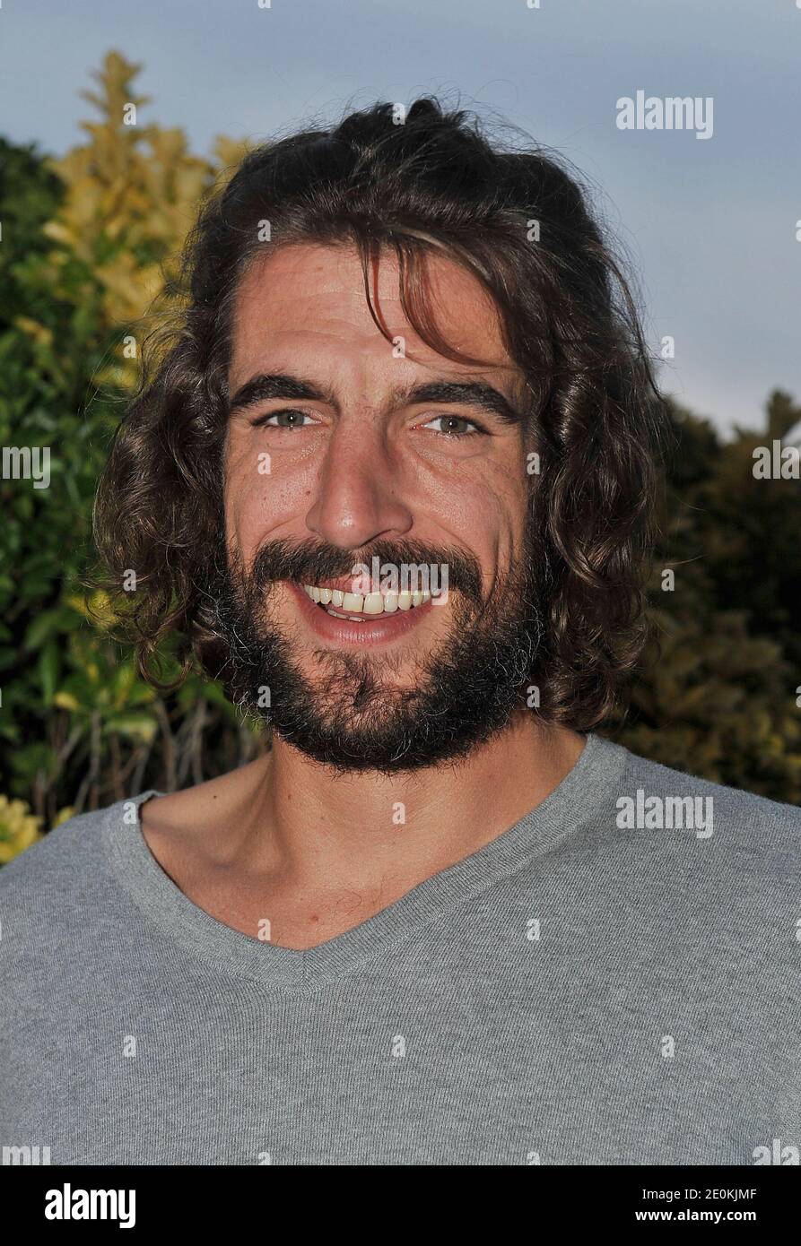 Augustin Legrand posiert für die Fotoserie 'J'enrage De Son Absence' während des 5. Angouleme Film Festivals in Angouleme, Frankreich am 27. August 2012. Foto von Giancarlo Gorassini/ABACAPRESS.COM Stockfoto