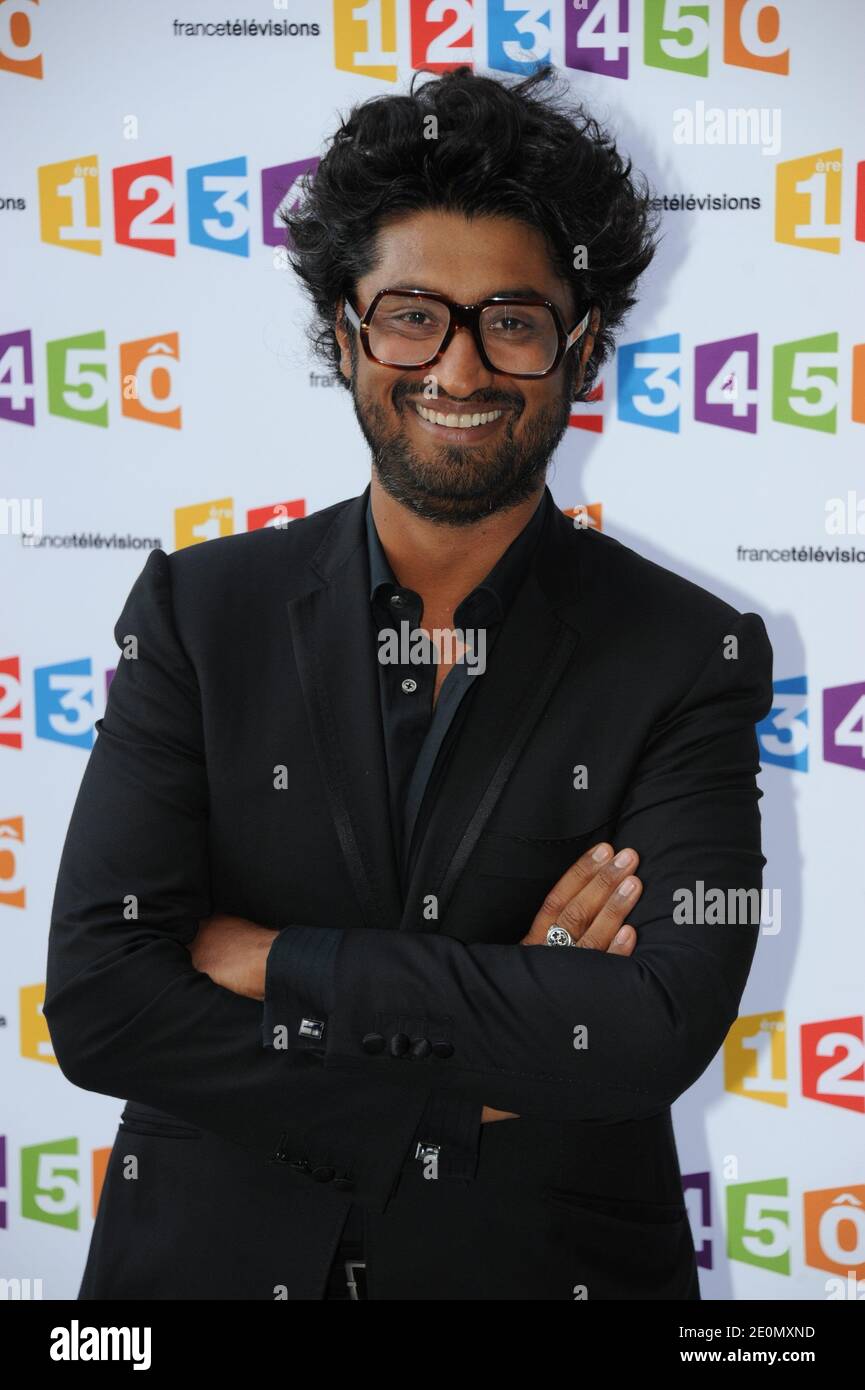 Sebastien Folin bei der Pressekonferenz des französischen Fernsehens, die am 28. August 2012 in Paris stattfand. Foto von Laurene Favier/ABACAPRESS.COM Stockfoto