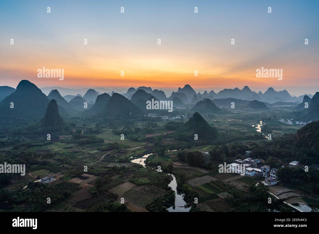 Karstgebirge in Guilin China Stockfoto