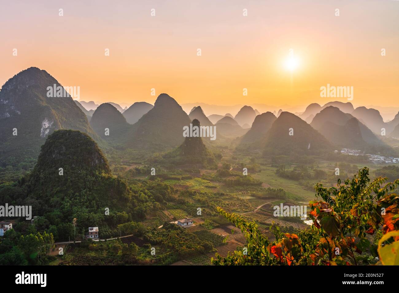 Karstgebirge in Guilin China Stockfoto