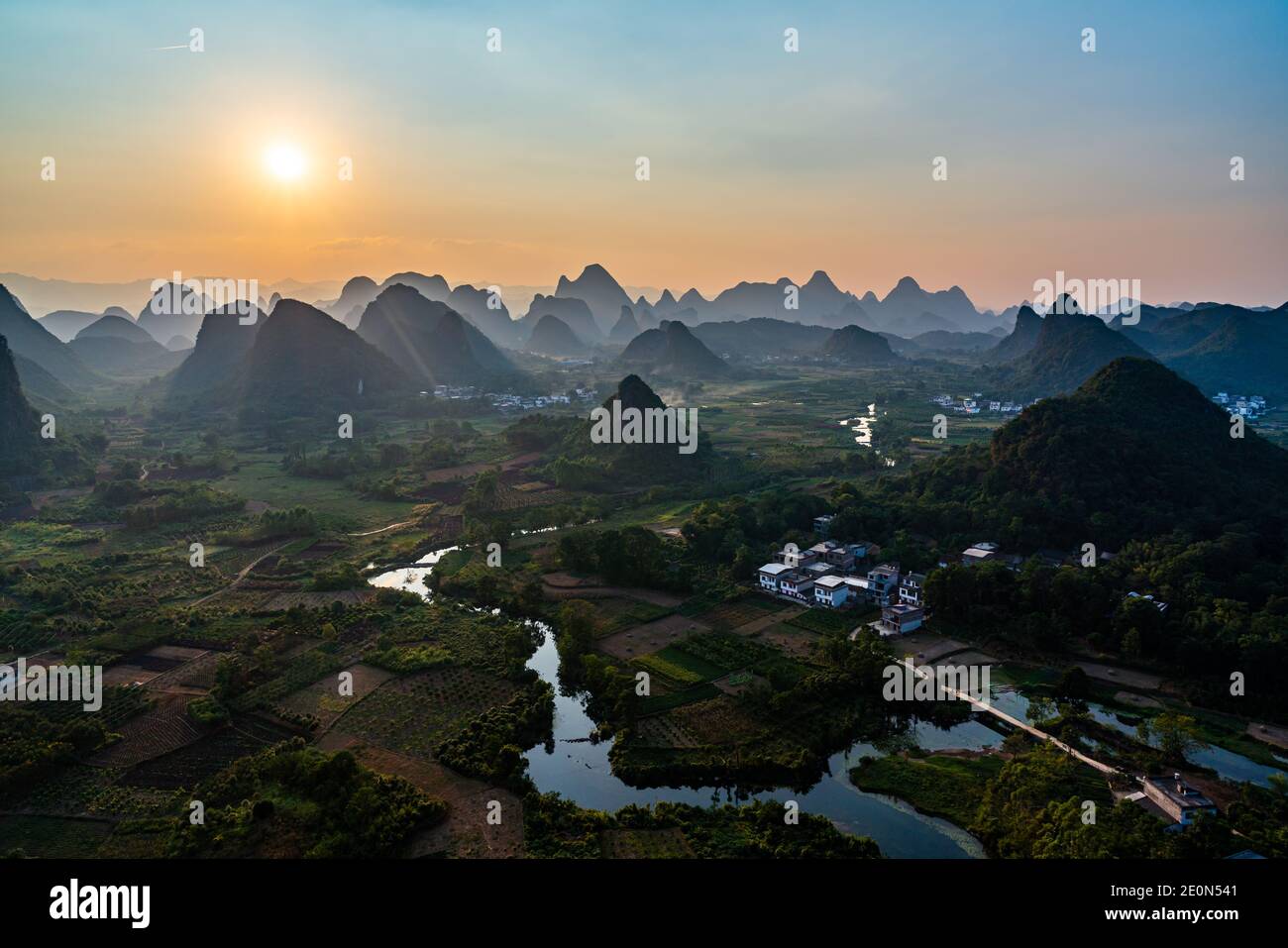 Karstgebirge in Guilin China Stockfoto