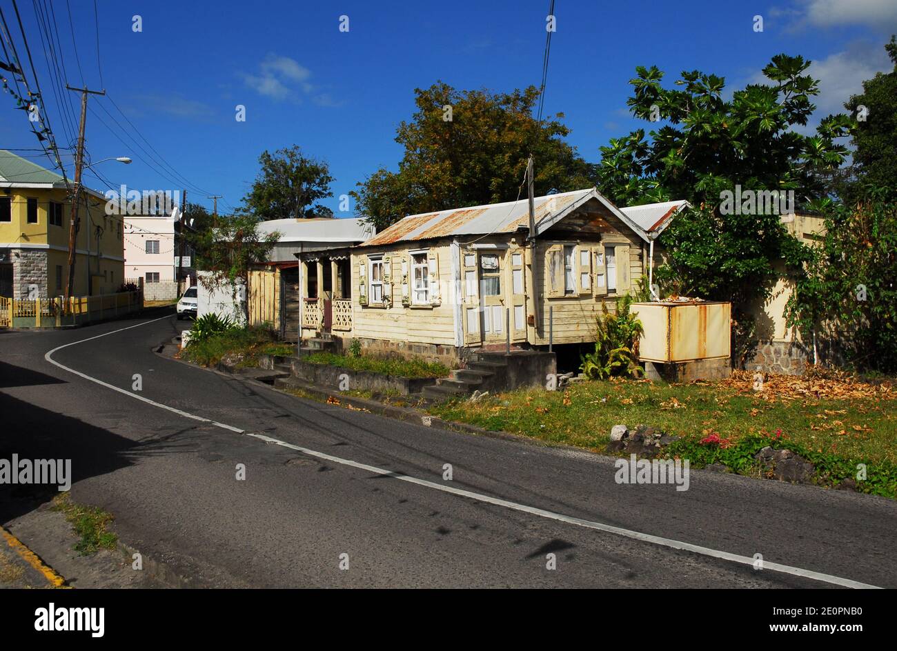 Karibik: Leeward Inseln: St. Kitts und Nevis: Nevis: Typische Wohnungen Stockfoto