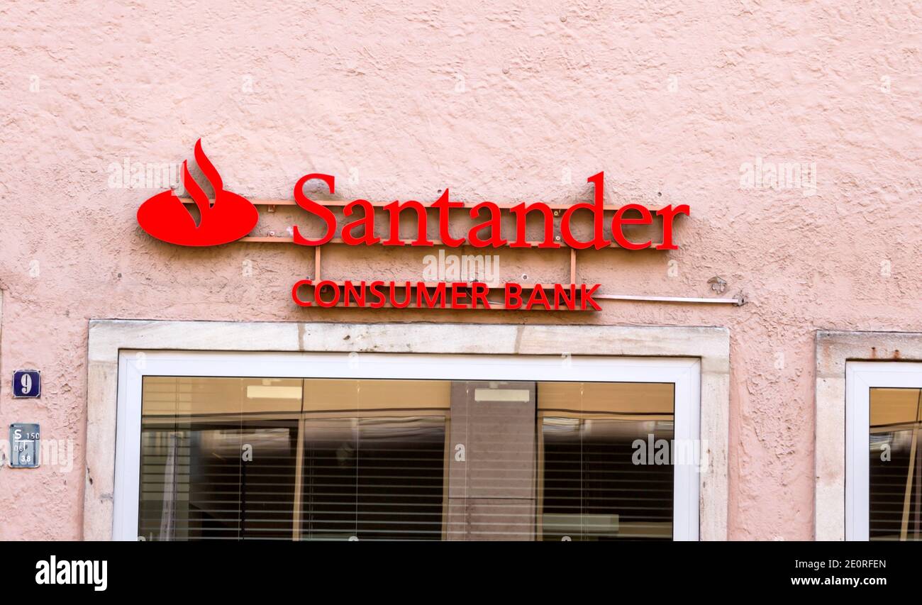 Santander Consumer Bank Stockfotos Und Bilder Kaufen Alamy