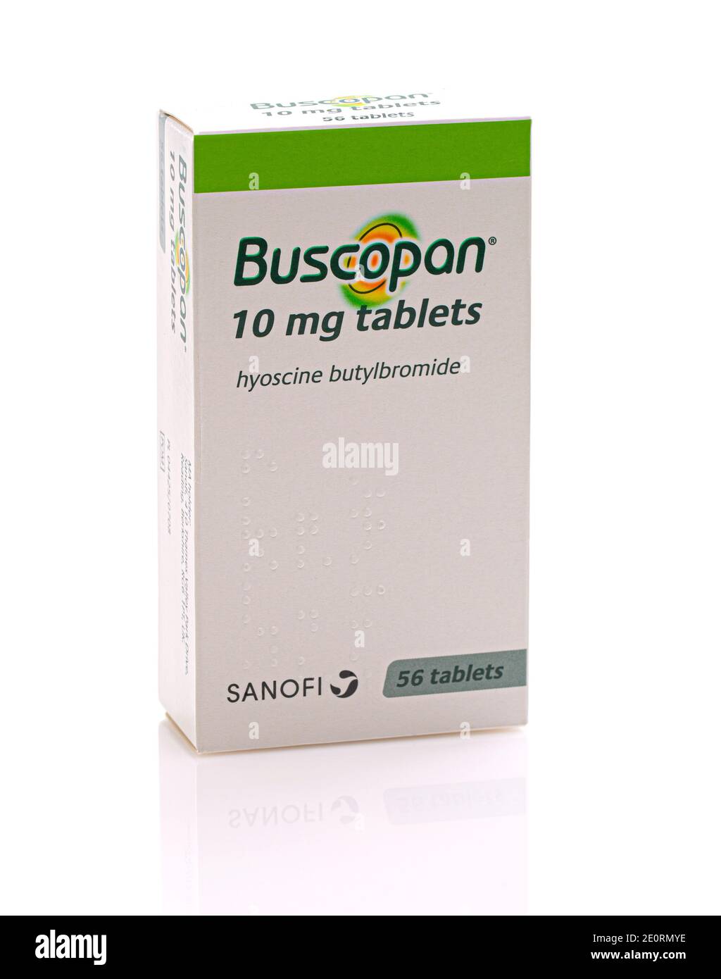SWINDON, Großbritannien - 2. JANUAR 2021: Paket von Buscopan 10mg Tabletten auf weißem Hintergrund. Stockfoto