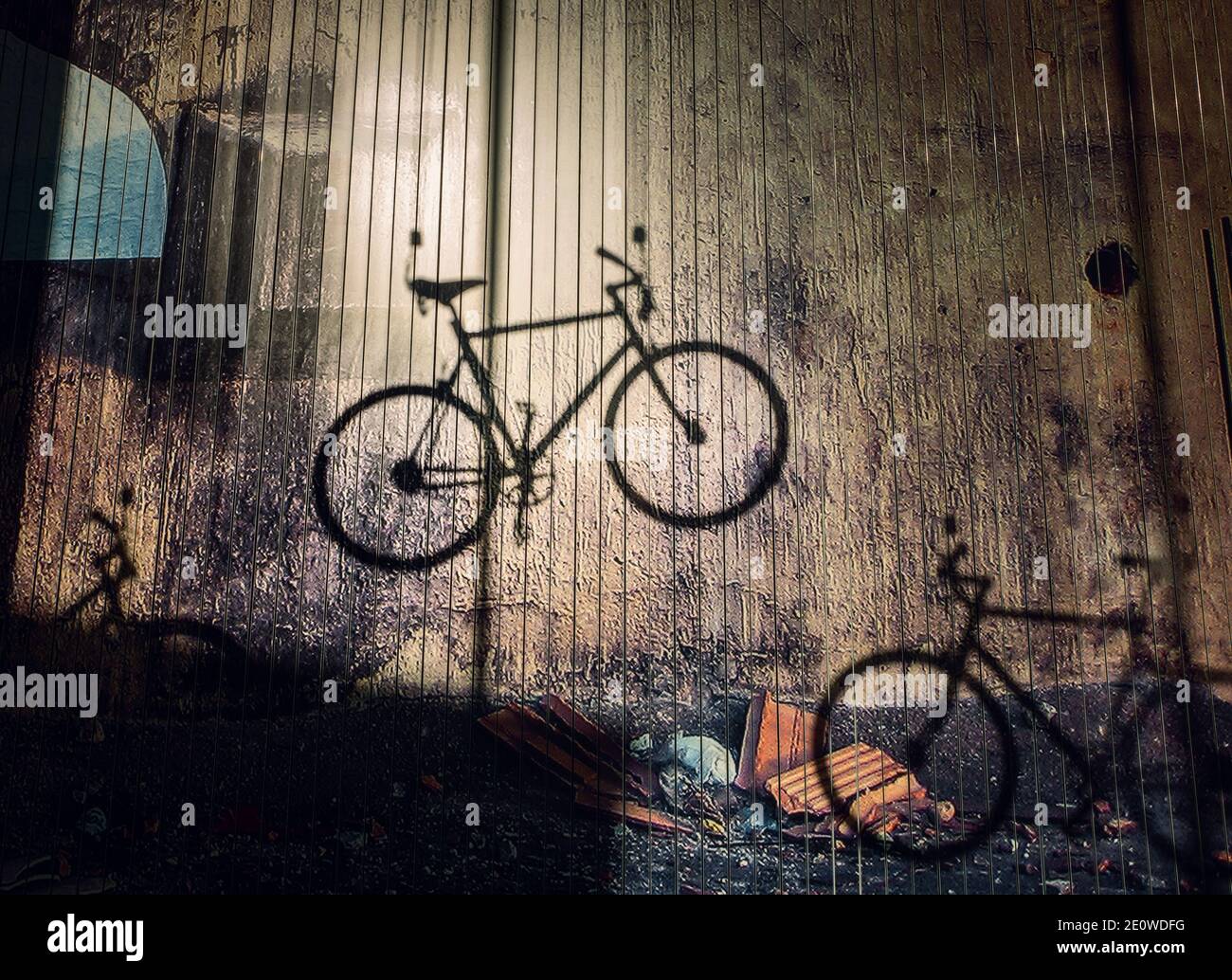 Schatten eines Fahrrads Stockfoto