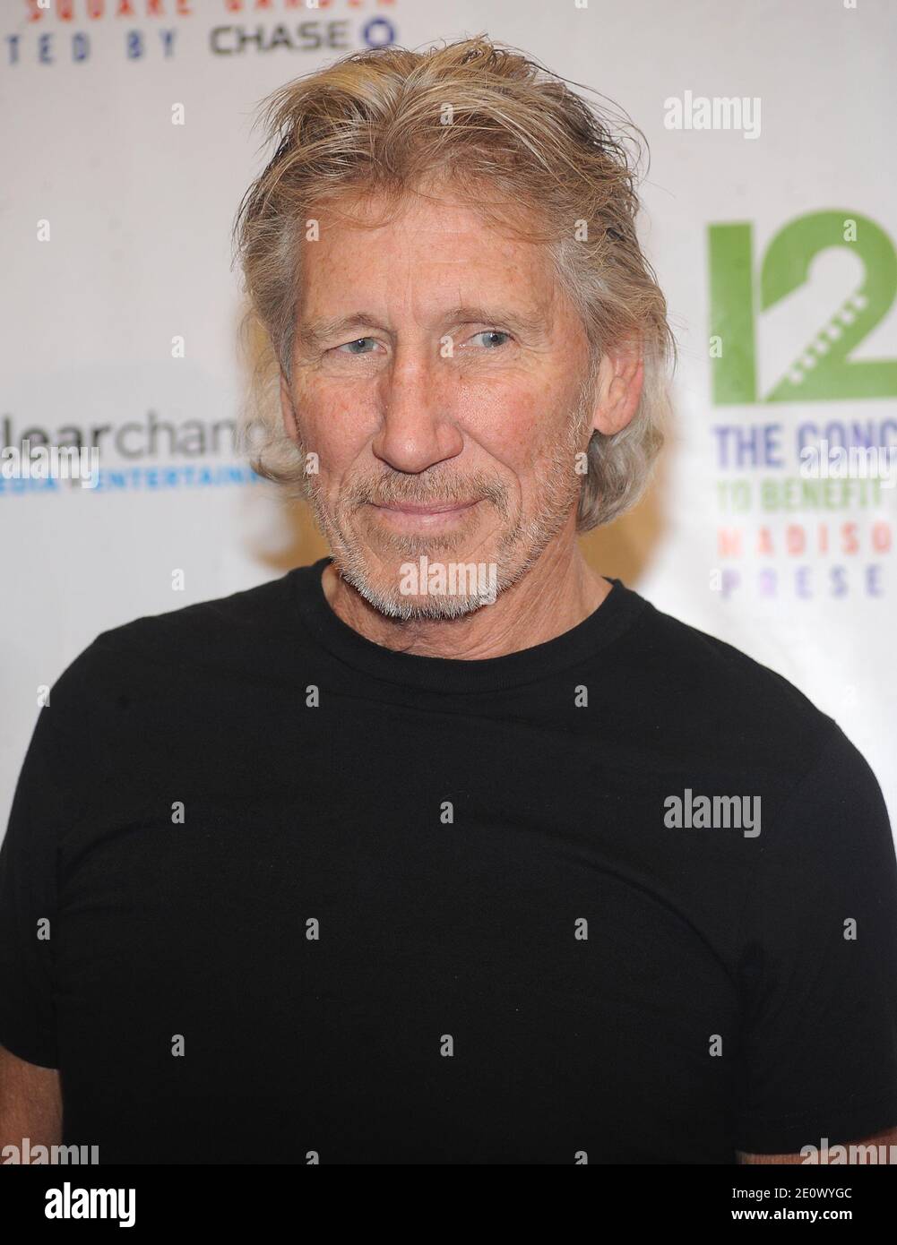 Roger Waters im Presseraum während des '12-12-12' The Concert for Sandy Relief to benefit the Robin Hood Relief Fund presented by the Madison Square Garden Company and the Weinstein Company at the Madison Square Garden in New York City, NY, USA on December 12, 2012. Fast 2 Milliarden Menschen haben über Fernsehen, Radio und Internet Zugang zum Benefizkonzert. Foto von Brad Barket/ABACAPRESS.COM Stockfoto