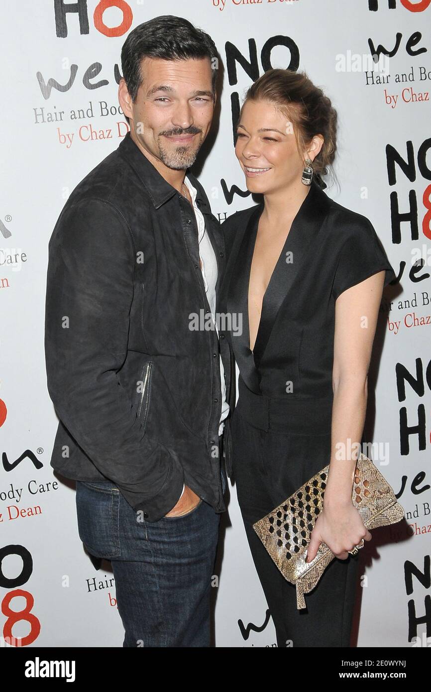 Eddie Cibrian und LeAnn Rimes nehmen an der NOH8 Kampagne Teil, die am 12. Dezember 2012 im Avalon Hollywood in Hollywood, Los Angeles, CA, USA, stattfand. Foto von Tony DiMaio/ABACAPRESS.COM Stockfoto