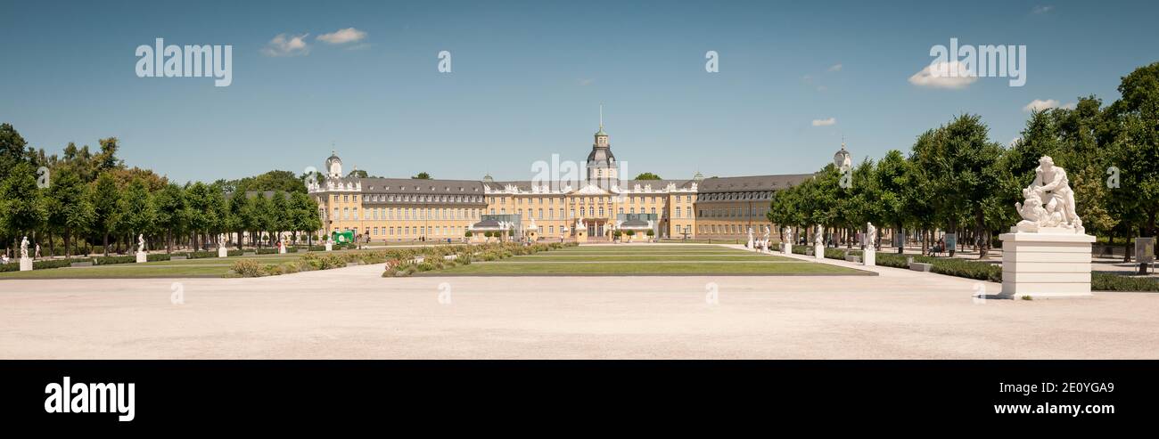 Schloss Karlsruhe Stockfoto