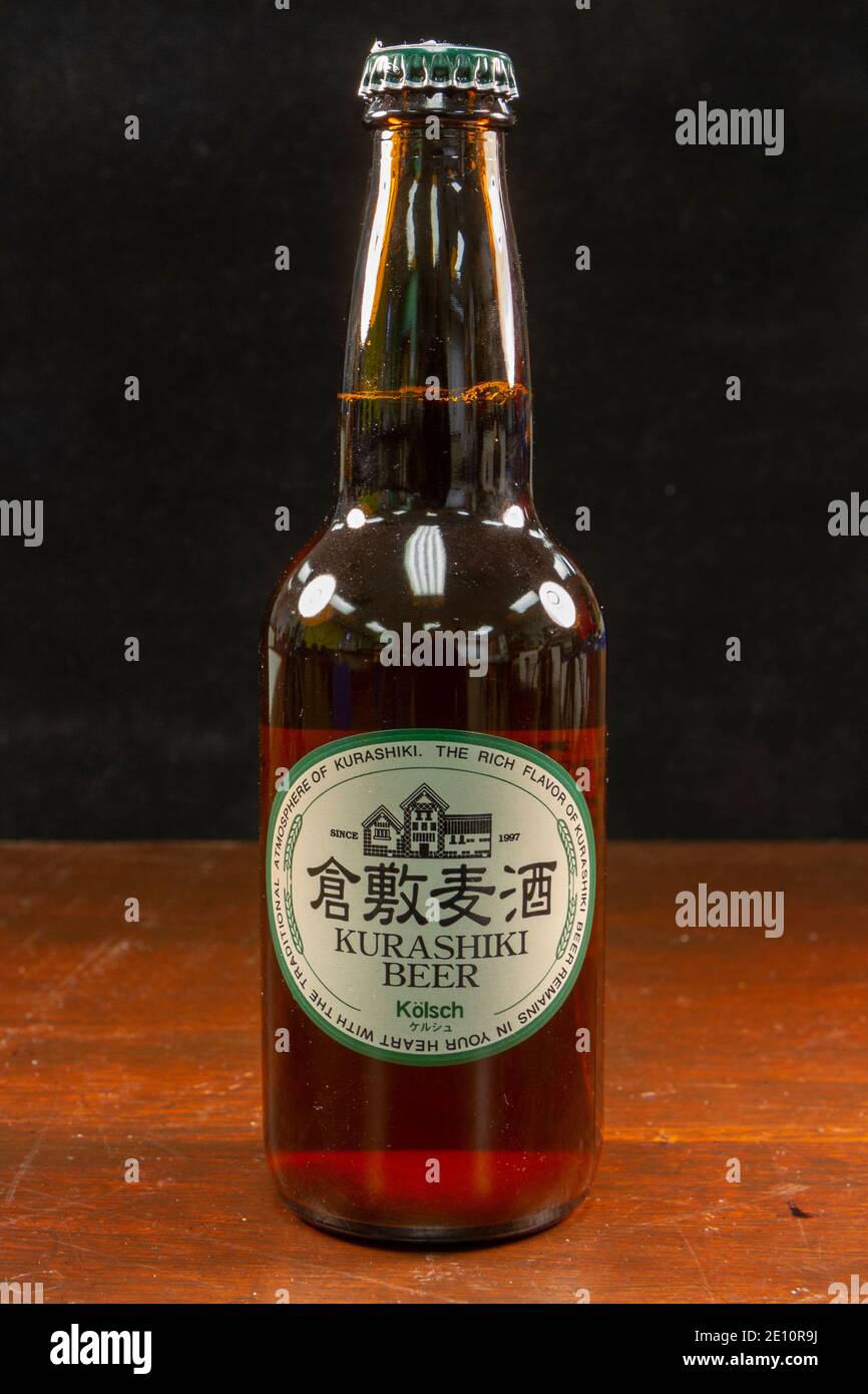 Eine Flasche Kurashiki japanisches Bier (Kölsch). Stockfoto