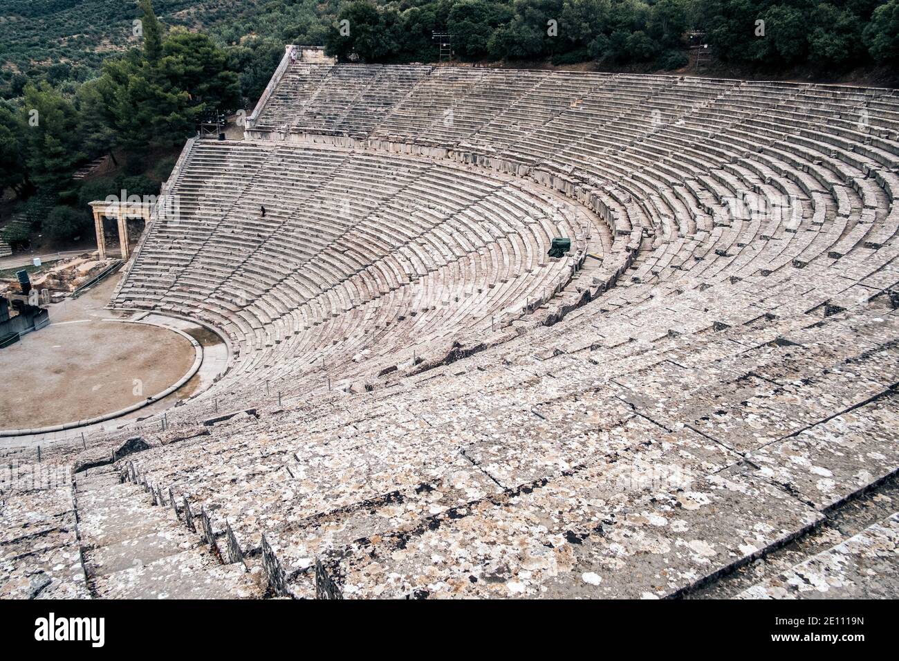 Großes altes Theater von Epidaurus, Peloponnes, Griechenland. Stockfoto