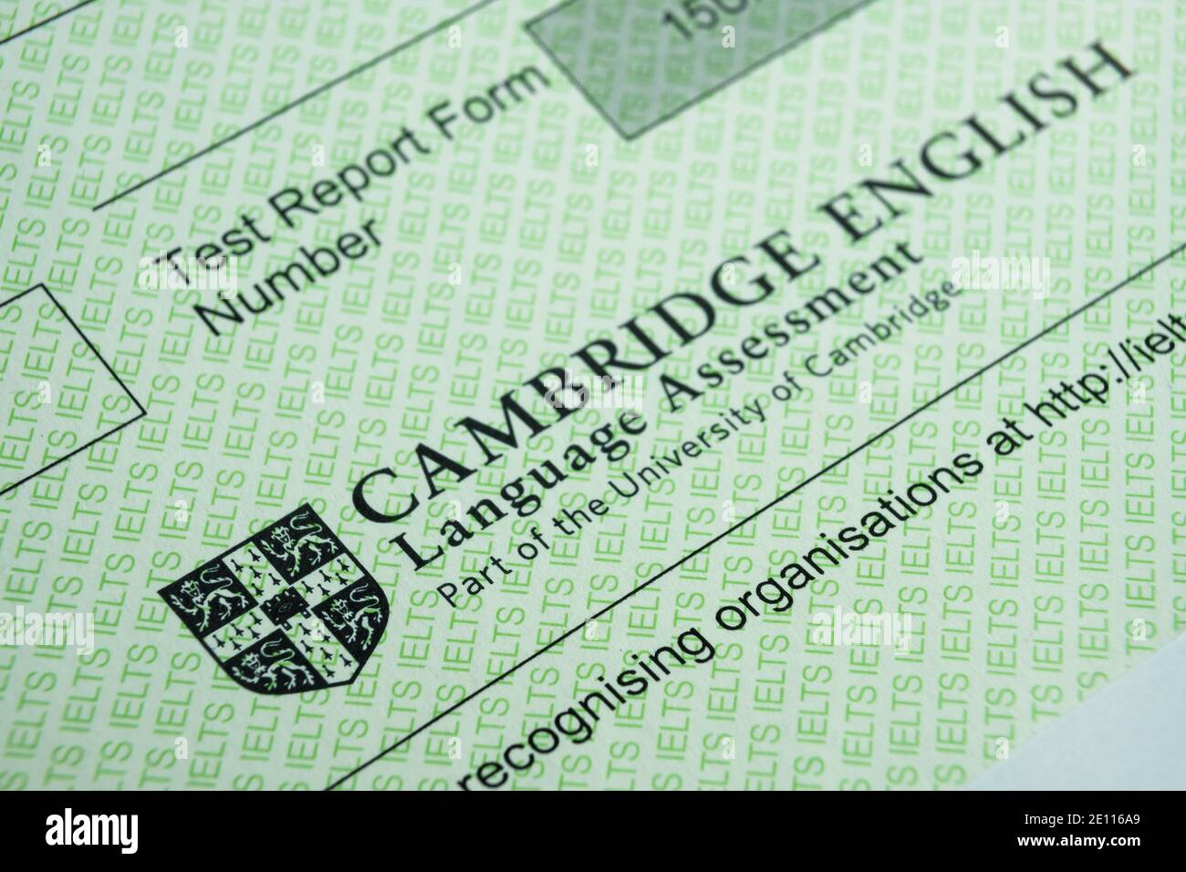 Stafford, Vereinigtes Königreich - 3. Januar 2021: Authentic IELTS Testbericht Formular. Das International English Language Testing System ist ein internationaler STA Stockfoto