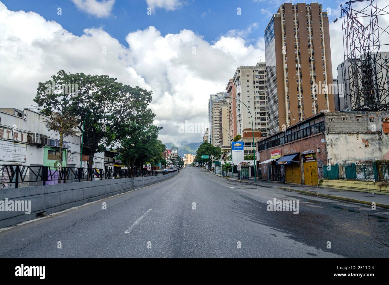 Venezuela kehrt am kommenden Montag, den 4. Januar, bis Sonntag, den 10. Januar, in die radikale Quarantäne zurück und nimmt aufgrund der Entwicklung das 7+7-Programm wieder auf Stockfoto