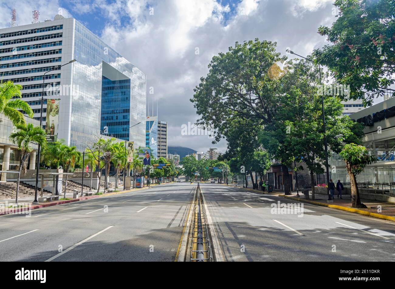 Venezuela kehrt am kommenden Montag, den 4. Januar, bis Sonntag, den 10. Januar, in die radikale Quarantäne zurück und nimmt aufgrund der Entwicklung das 7+7-Programm wieder auf Stockfoto
