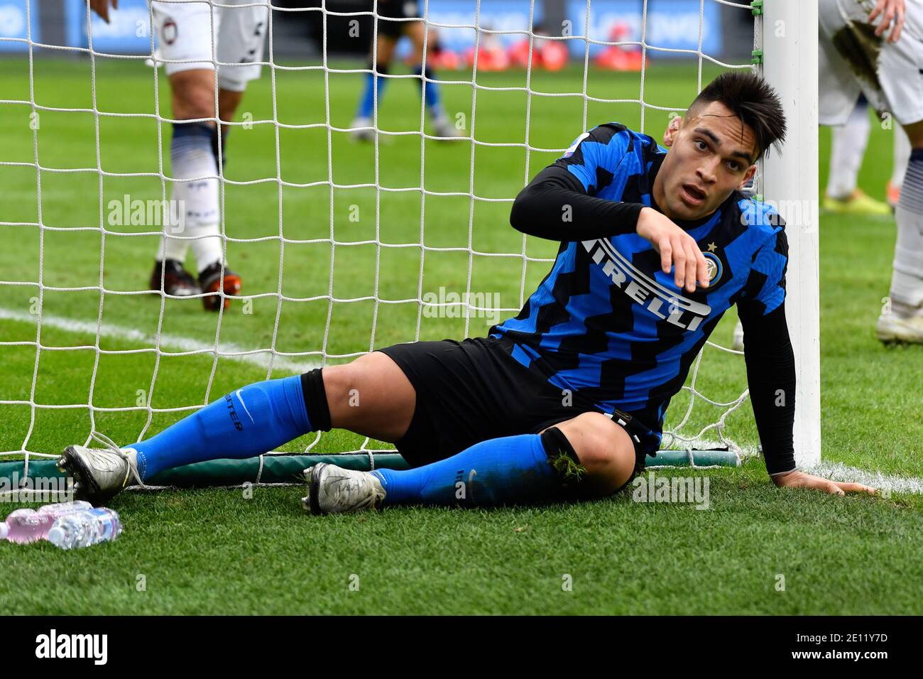 Mailand, Italien. Januar 2021. Lautaro Martinez (10) vom FC Internazionale gesehen während der Serie A Tim Match zwischen FC Internazionale und FC Crotone im San Siro in Mailand. (Foto Kredit: Gonzales Foto/Alamy Live News Stockfoto