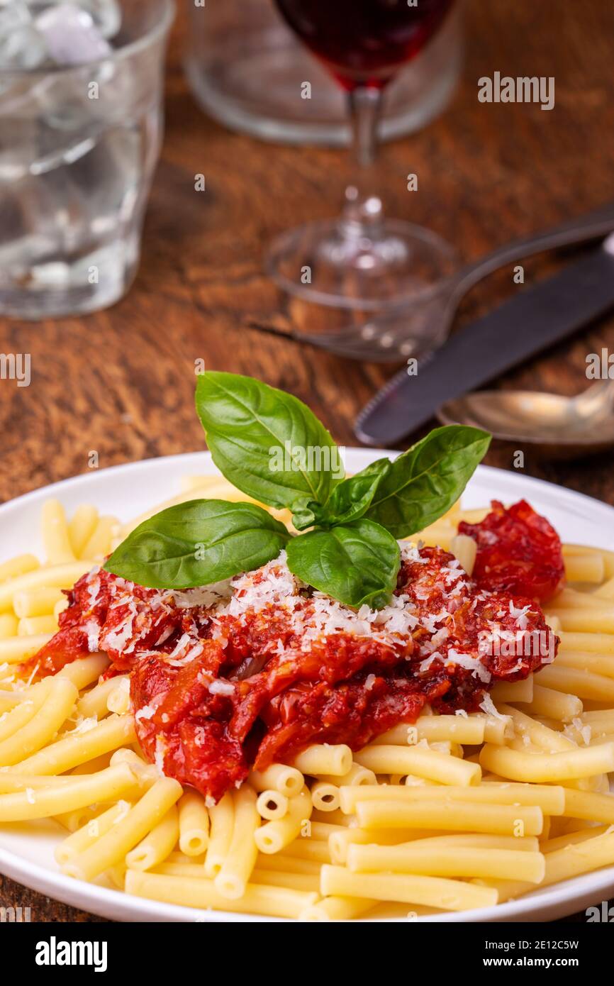 Rigatoni-Nudeln Stockfoto
