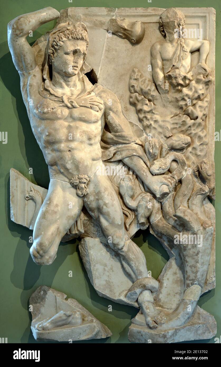 Herkules kämpfende Lemaean Hydra (3rd) Marmorschnitzerei oder römische Skulptur Im Musée Saint-Raymond Museum Toulouse Frankreich Stockfoto