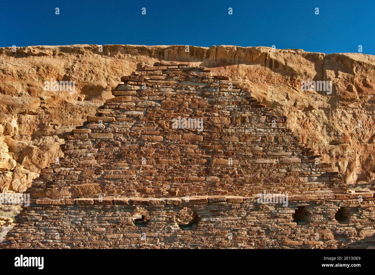 Wand mit Mauerwerk details, Chetro Ketl Ruinen, Chaco Culture National Historical Park, New Mexico, USA Stockfoto