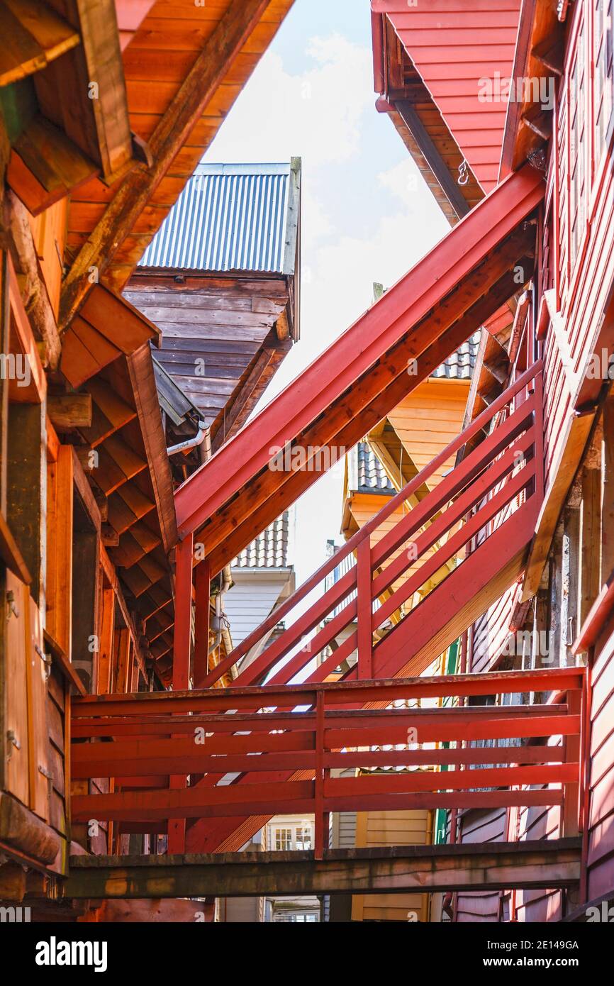 Alte Holztreppen in Bergen, Norwegen Stockfoto