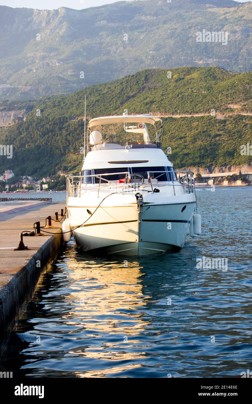 Marine Luxus große Yacht Stockfoto