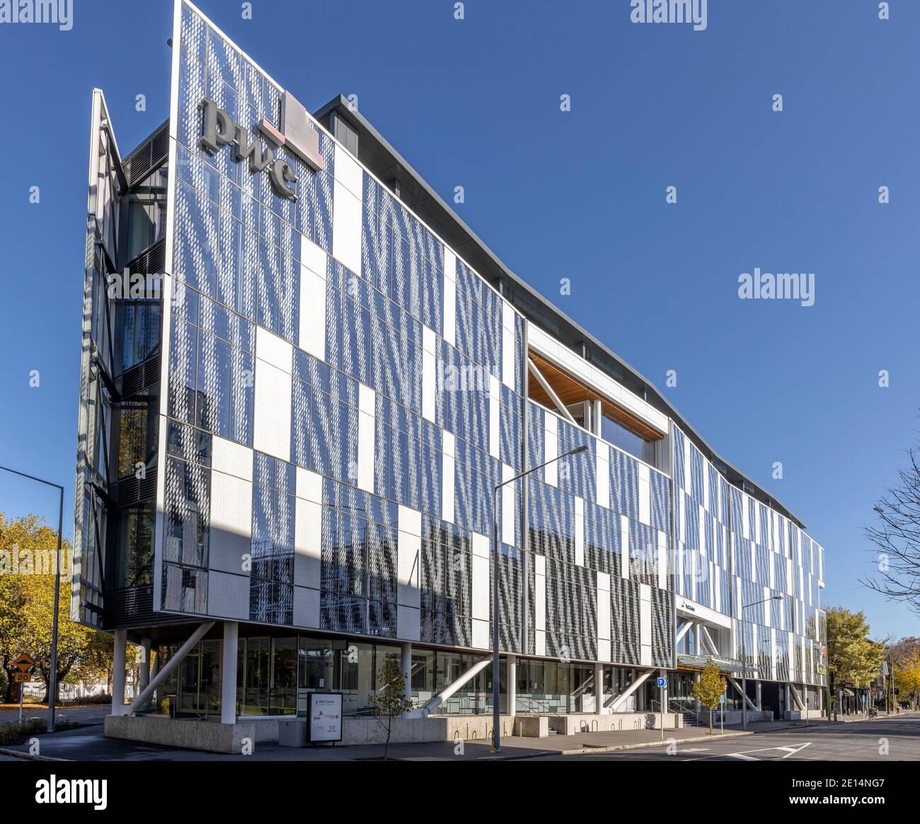 PWC Centre, Price Waterhouse Cooper, Christchurch, Neuseeland. Gebaut mit erdbebensicheren Technologie nach dem Ereignis 2011 beschädigt das Original. Stockfoto