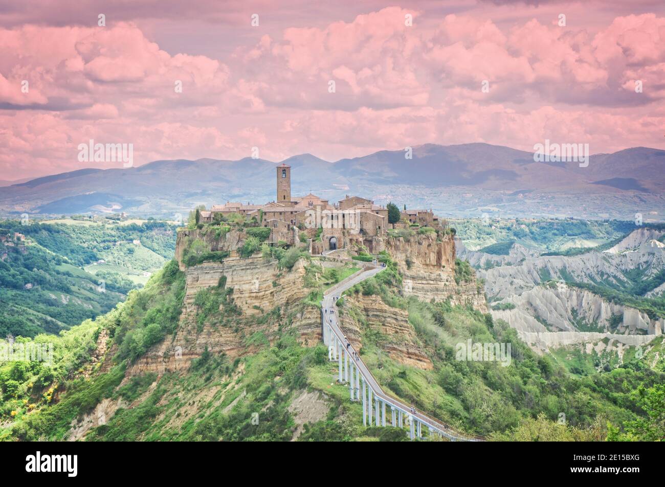 Blick auf die schöne Civita di Bagnoregio - Viterbo Italien Stockfoto