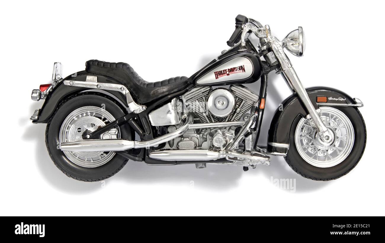 Harley Davidson Spielzeug Motorrad auf einem weißen Hintergrund fotografiert Stockfoto