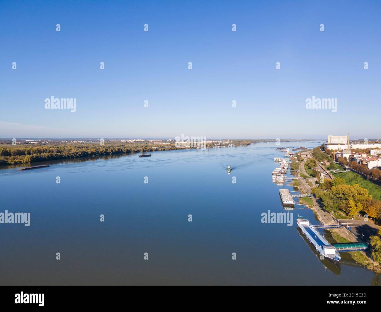 Die Donau Stadt Stockfotos und bilder Kaufen Alamy