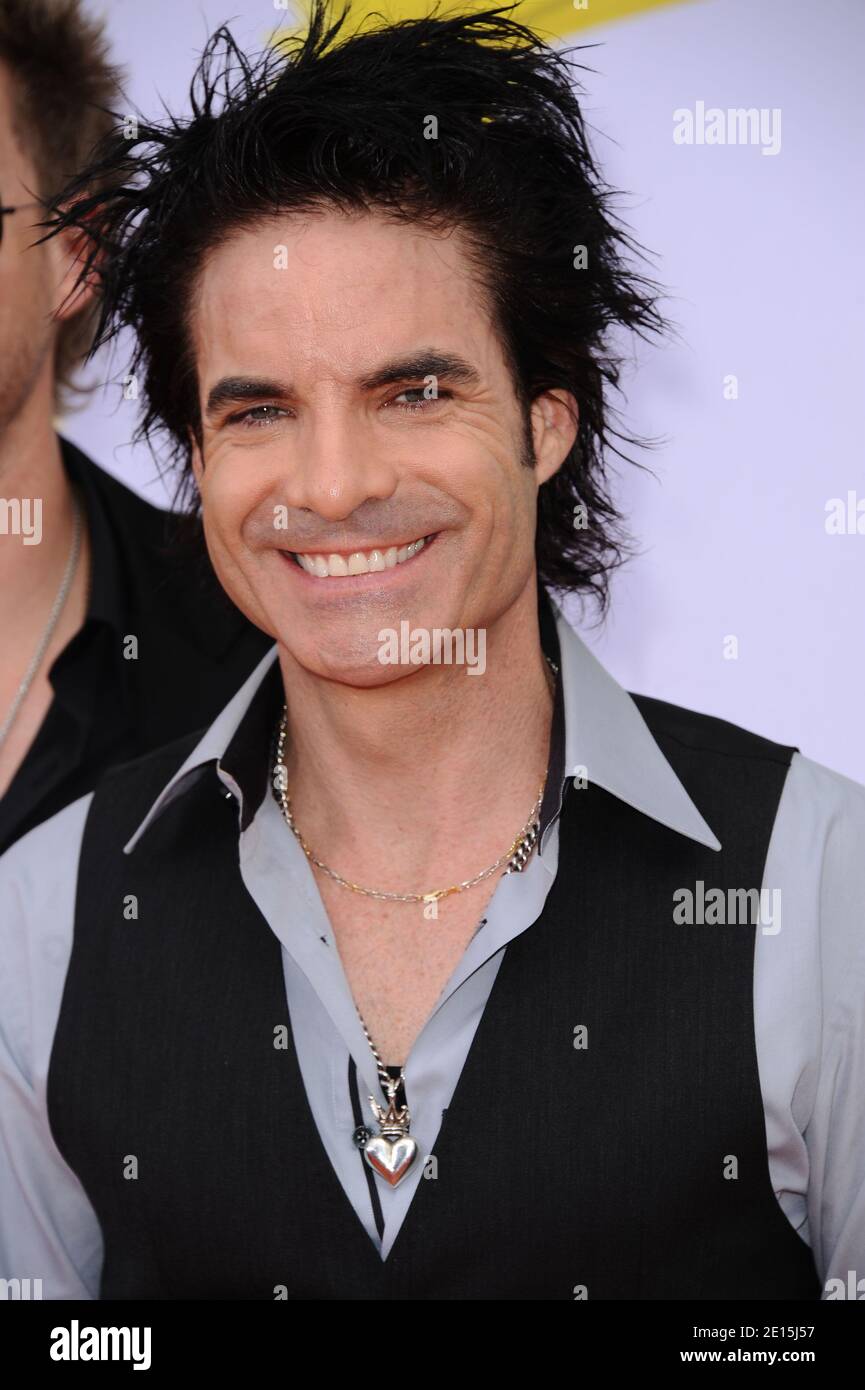 Scott Underwood, Patrick Monahan und Jimmy Stafford von der Band Train nehmen am 2. April 2011 an den 24. Annual Kids' Choice Awards in Los Angeles, CA, USA Teil. Foto von Lionel Hahn/ABACAPRESS.COM Stockfoto