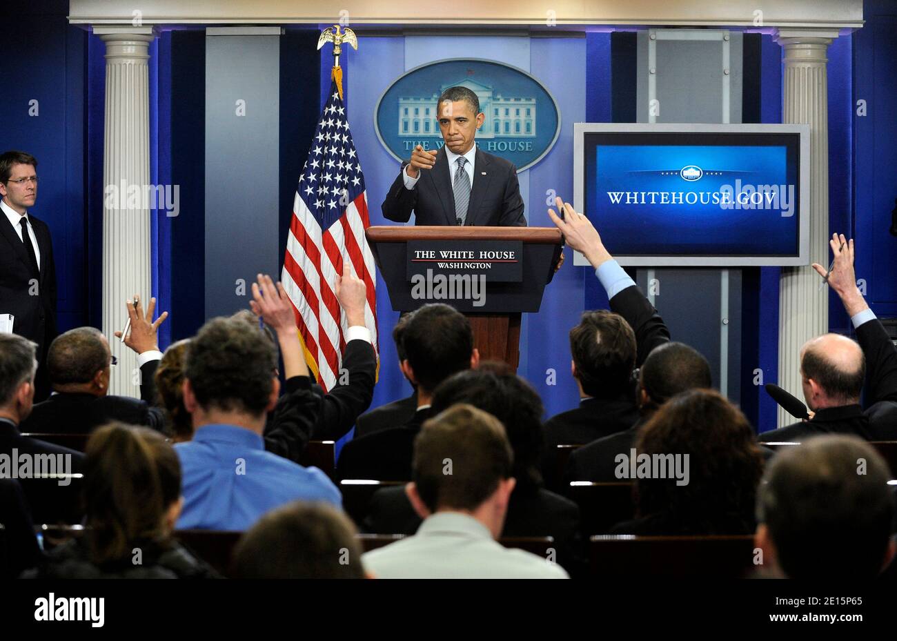 US-Präsident Barack Obama diskutiert am 5. April 2011 bei einer kurzen Pressekonferenz im Brady Press Briefing Room des Weißen Hauses in Washington die Sackgasse des Haushalts 2011 mit dem Kongress. Wenn republikanische und demokratische Gesetzgeber sich in den nächsten Tagen nicht auf ein Budget einigen können, steht die Bundesregierung vor einem Stillstand. Foto von Roger L. Wollenberg/UPI/ABACAUSA.COM Stockfoto