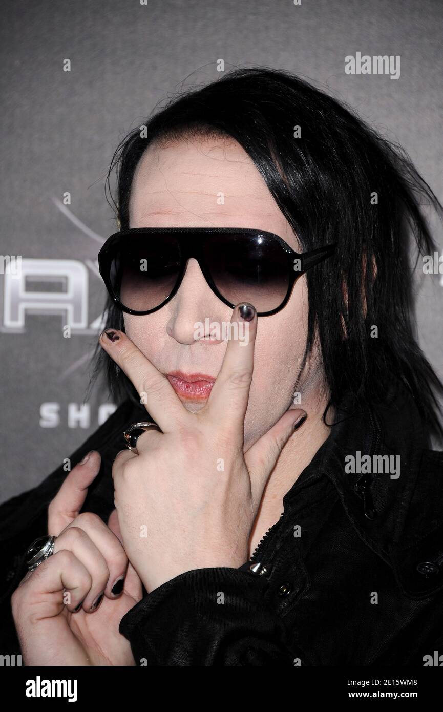 Marilyn Manson besucht am 11. April 2011 die Premiere von 'Scream 4' der Weinstein Company im Chinese Theatre in Los Angeles, CA, USA. Foto von Lionel Hahn/ABACAPRESS.COM Stockfoto