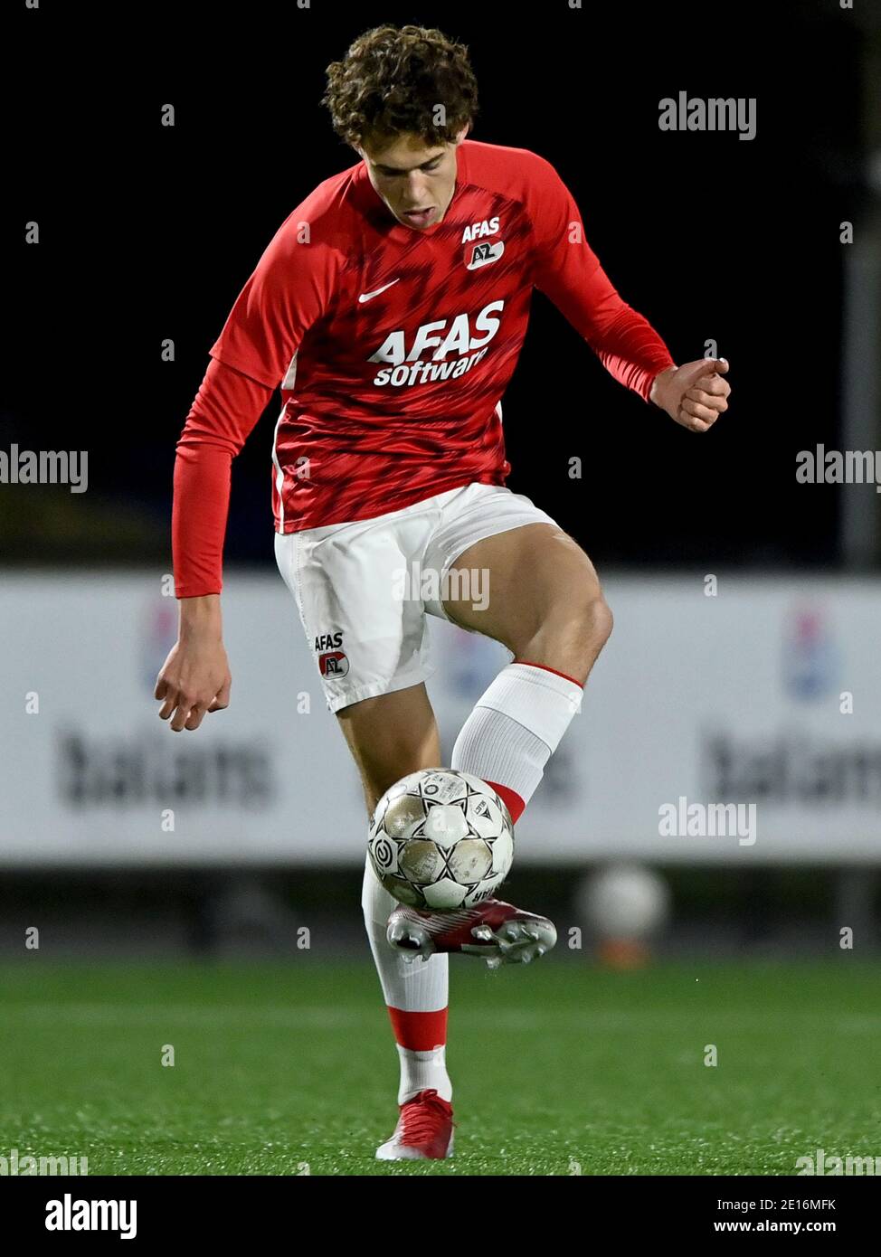 WIJDEWORMER, NIEDERLANDE - 4. JANUAR: Maxim Gullit von Jong AZ. Während des niederländischen Keukenkampioendivisie-Spiels zwischen AZ U23 und Roda JC im Sportpark Kl Stockfoto